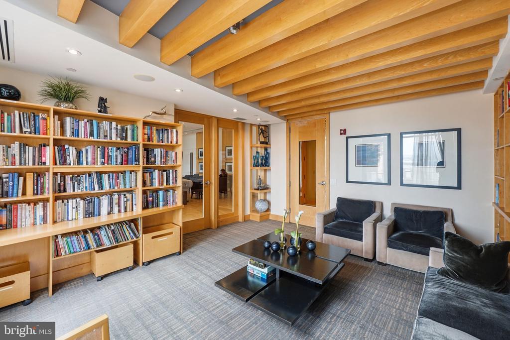 475 K STREET NW Unit: 710