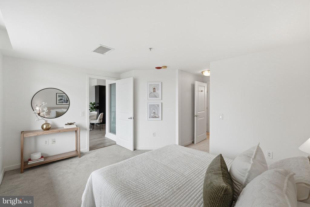 475 K STREET NW Unit: 710