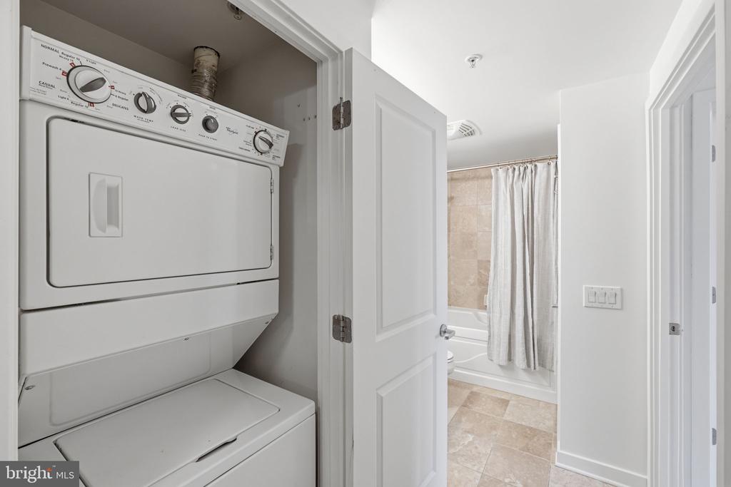 475 K STREET NW Unit: 710