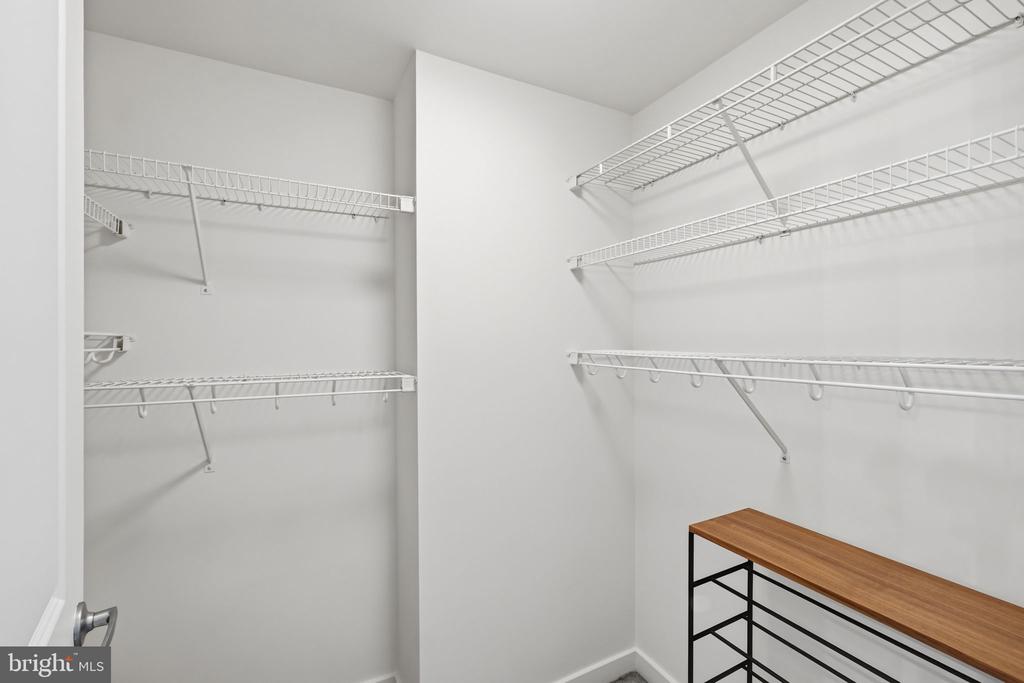 475 K STREET NW Unit: 710
