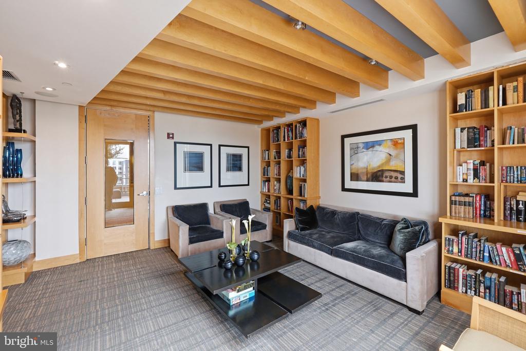 475 K STREET NW Unit: 710