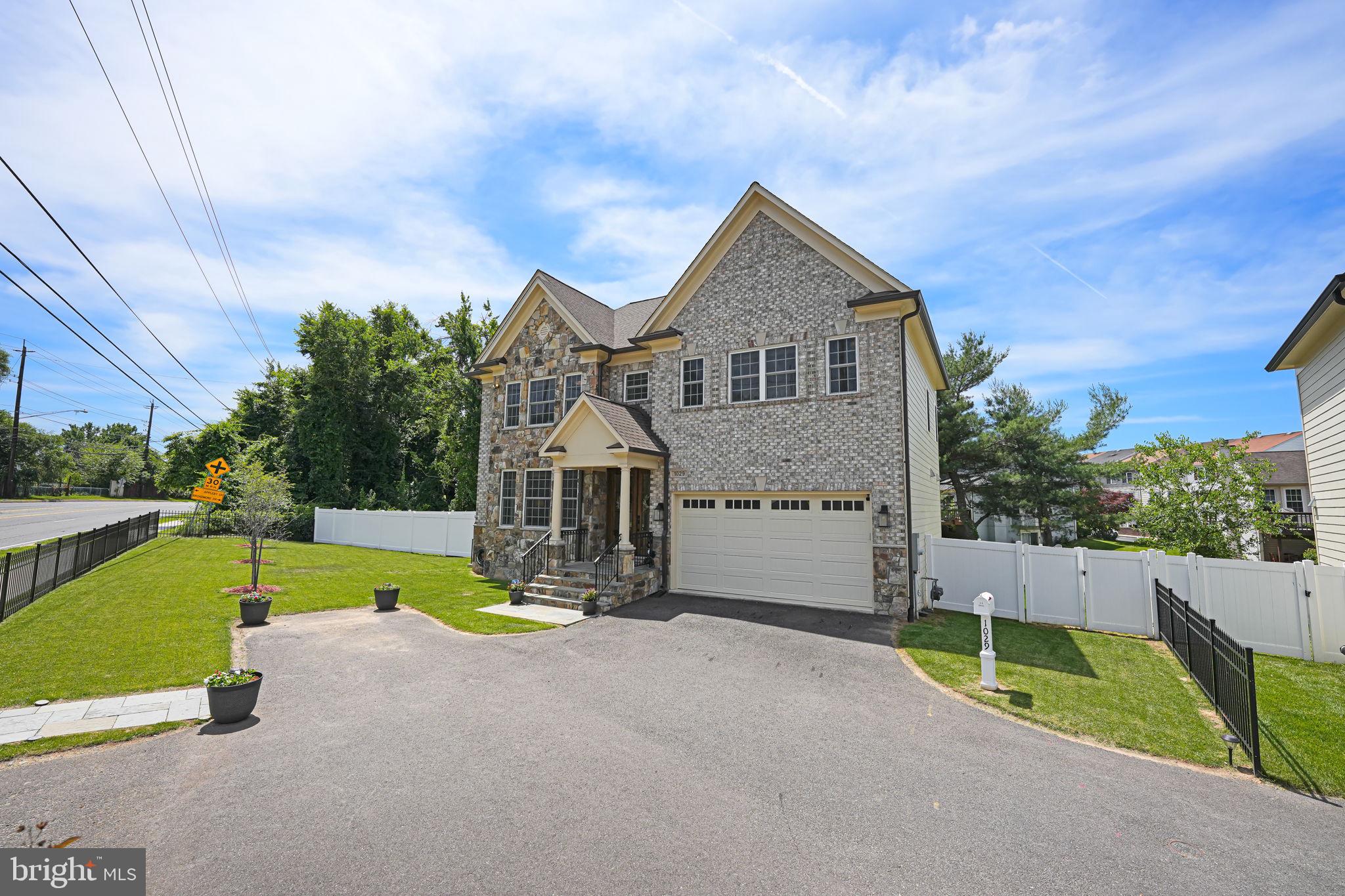 1029 E Randolph Rd