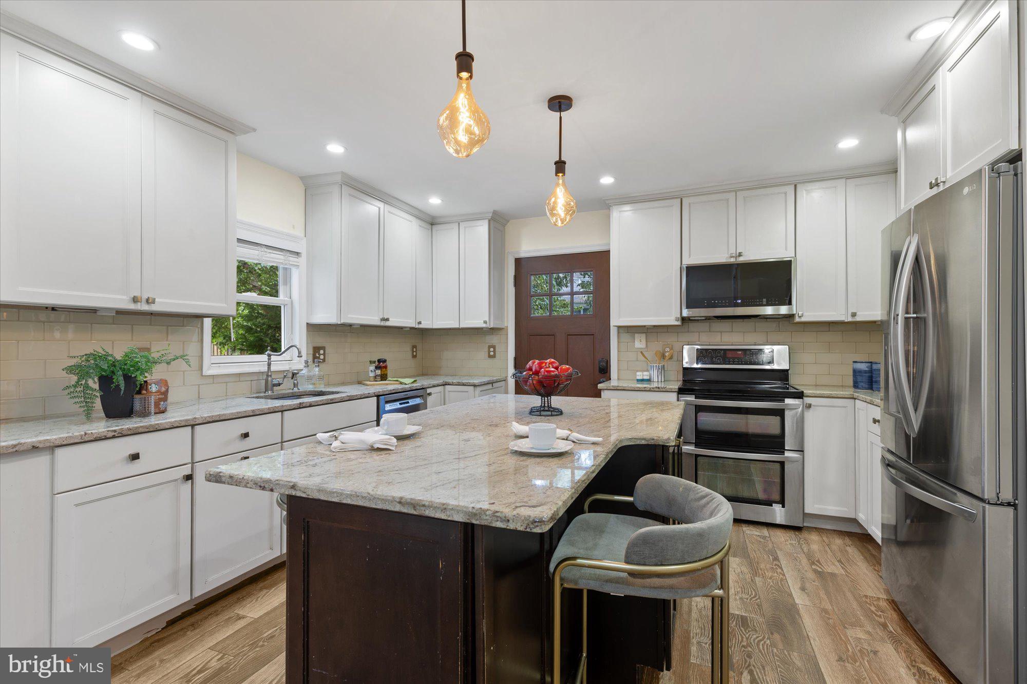 6115 WASHINGTON BOULEVARD