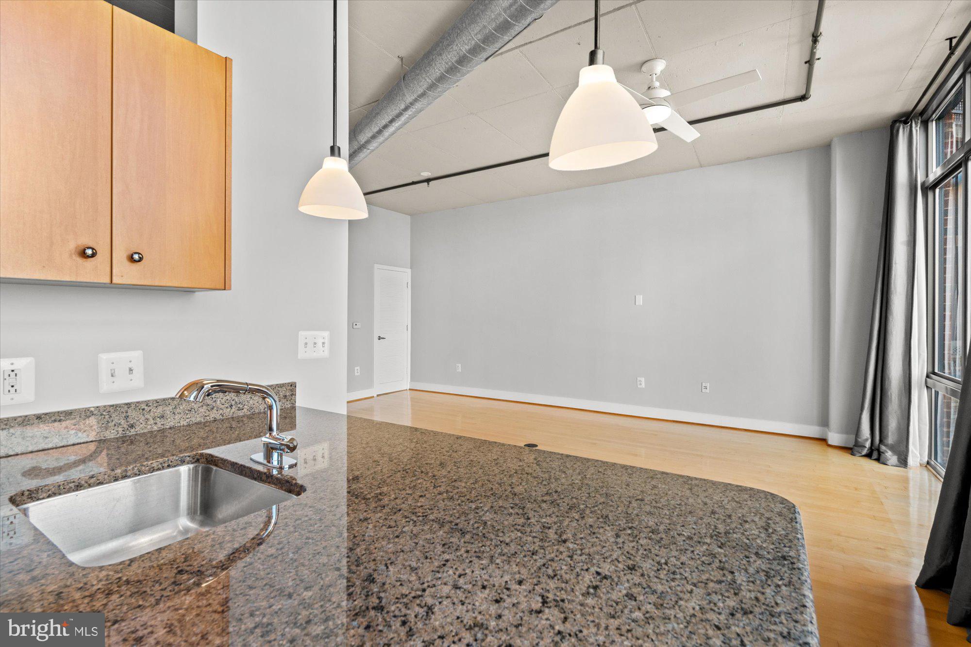 520 John Carlyle St #331