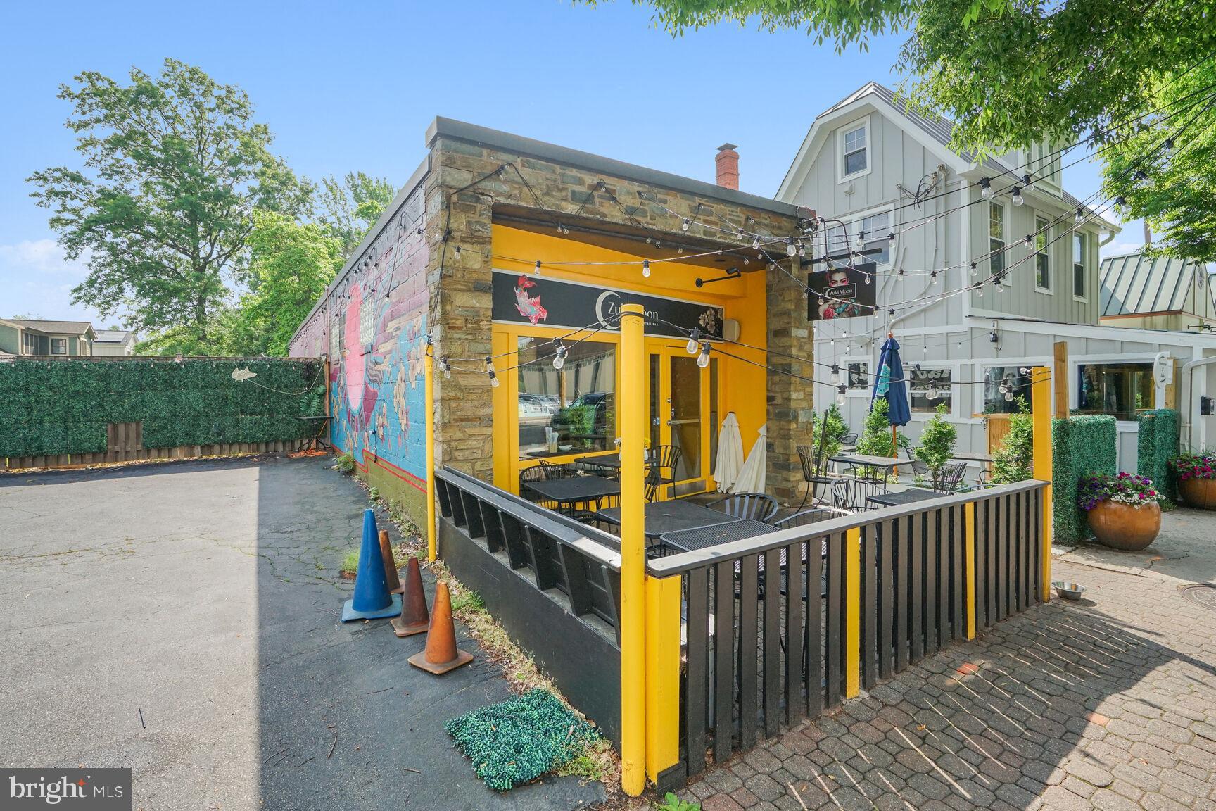 235 E Monroe Ave