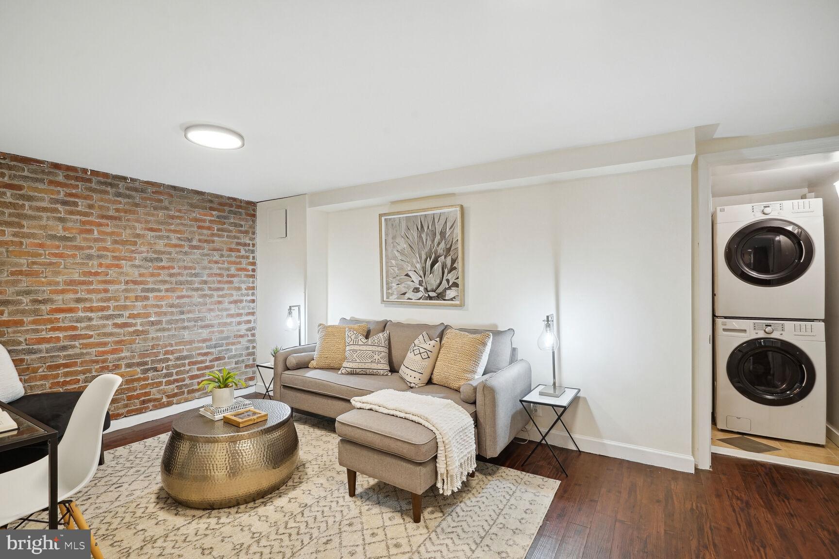 235 E Monroe Ave