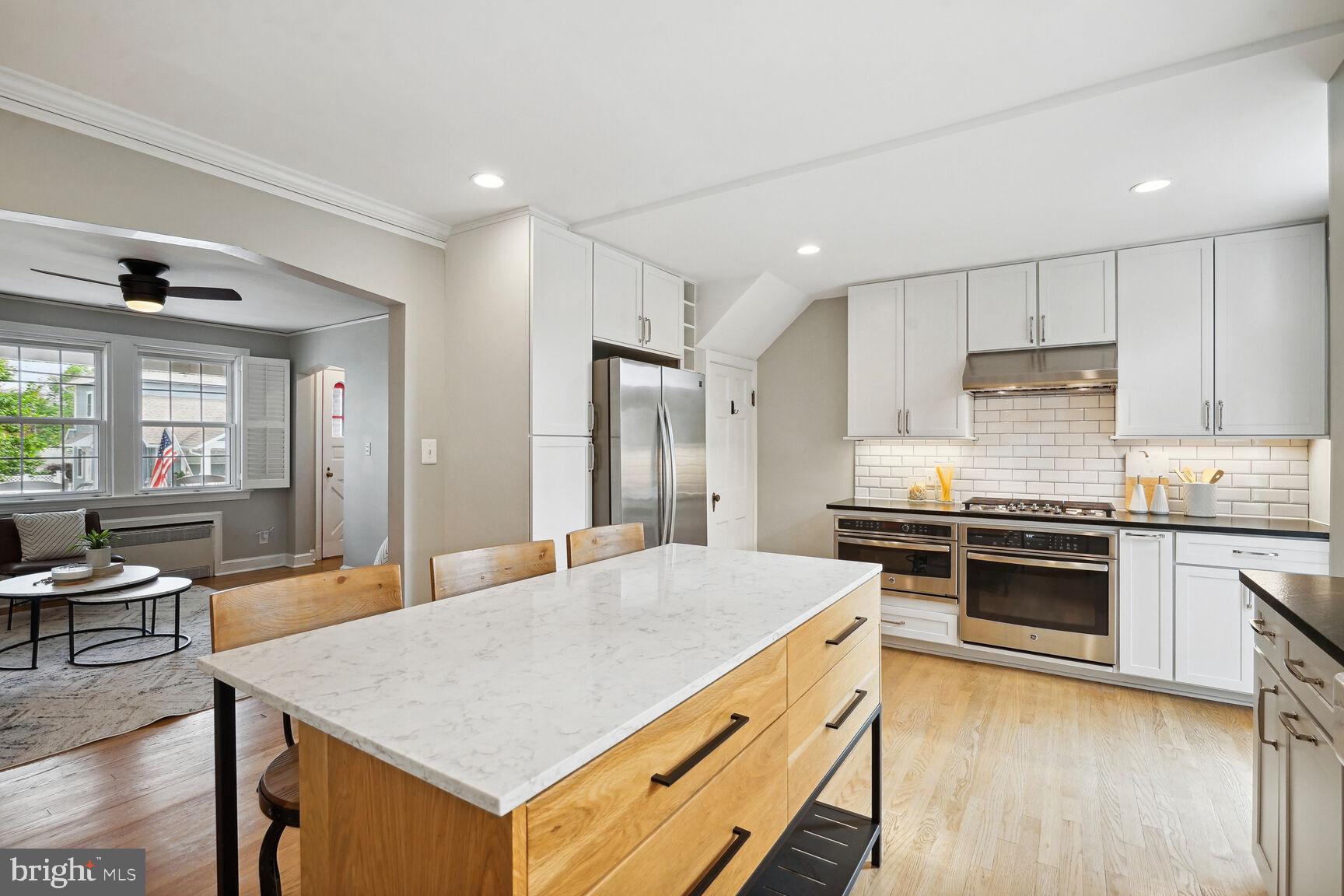 235 E Monroe Ave