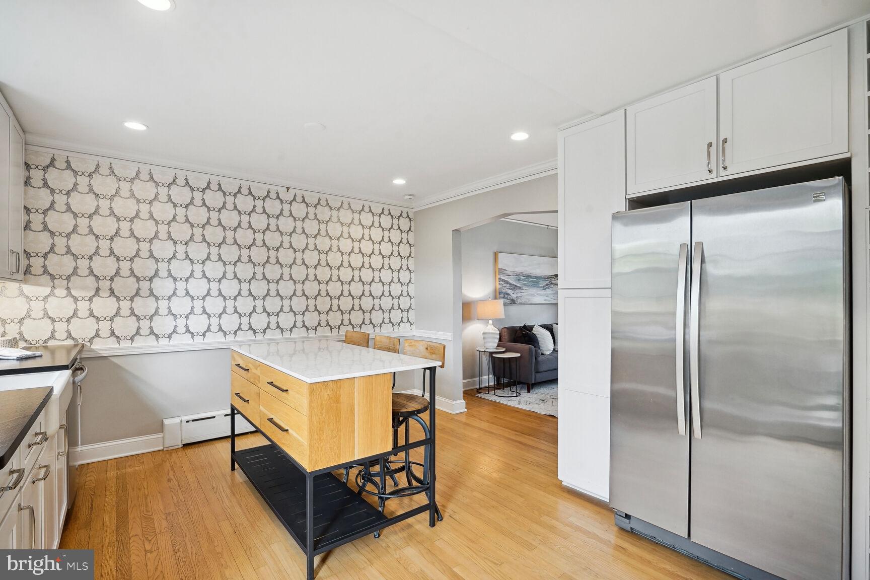 235 E Monroe Ave
