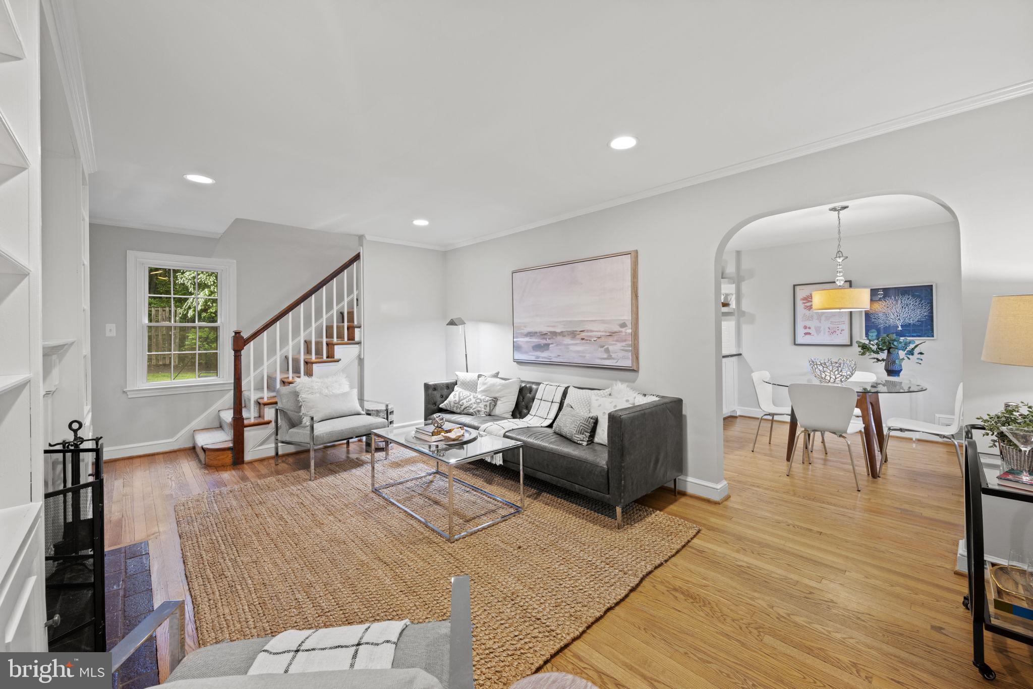 123 Moncure Dr