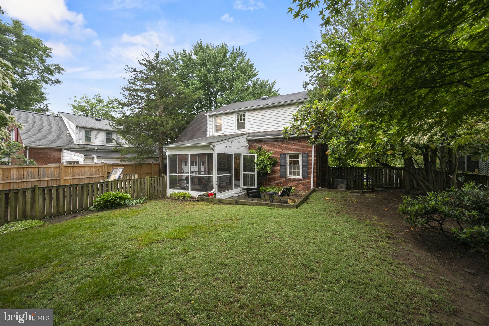 123 Moncure Dr