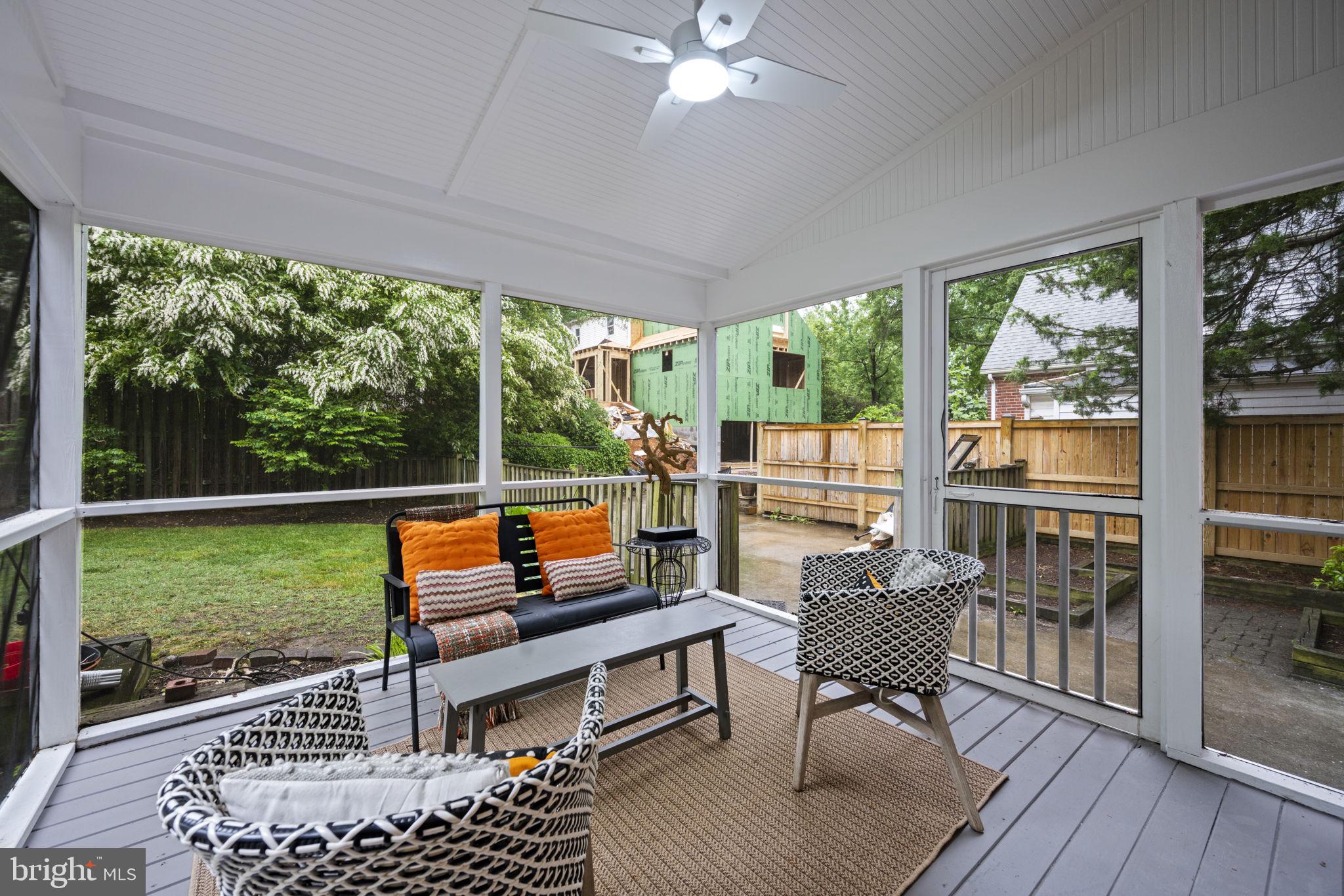 123 Moncure Dr