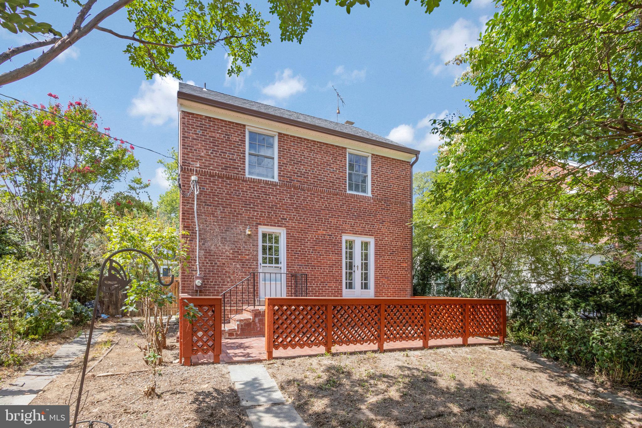 506 Fontaine St