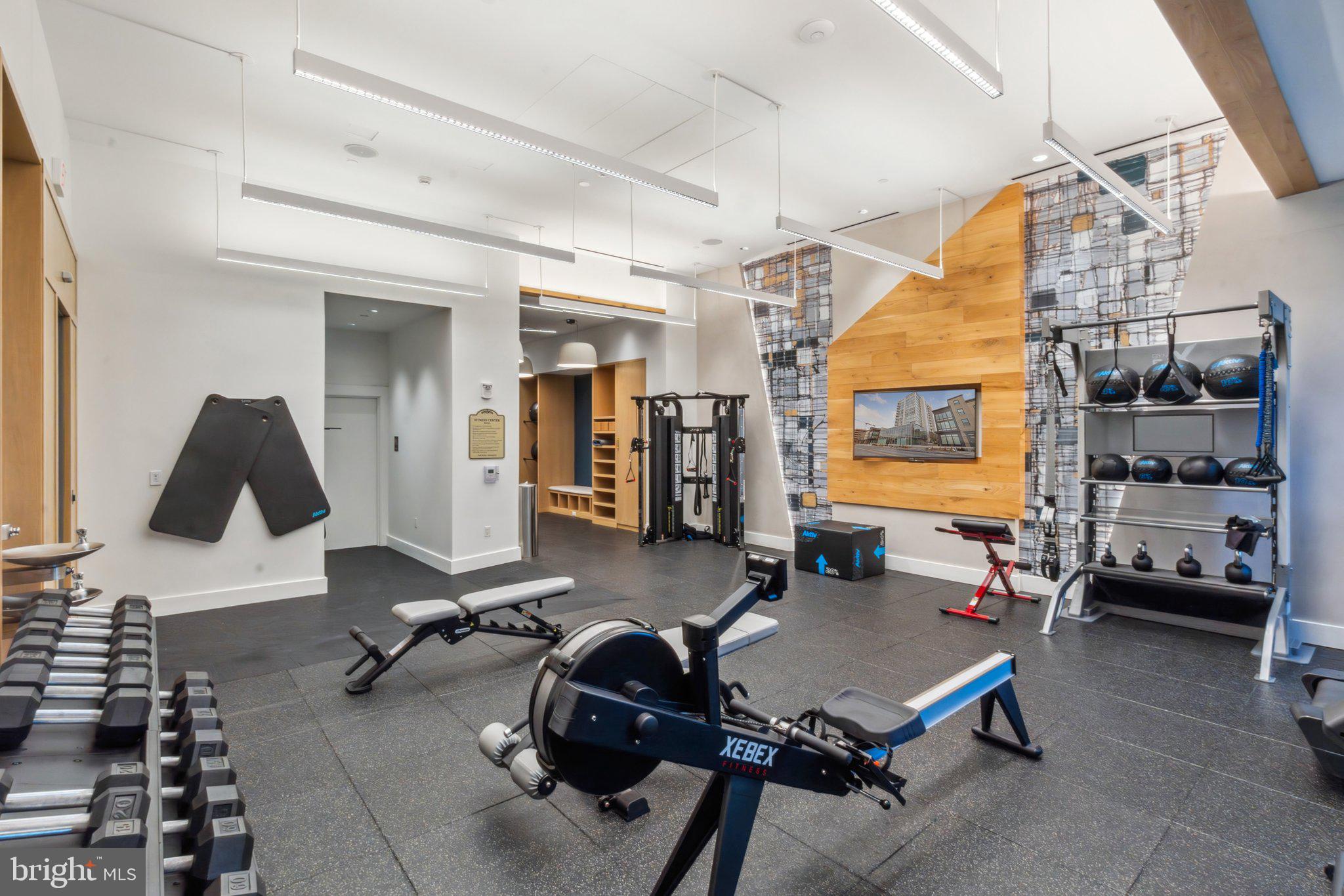 925 N Fairfax St #601