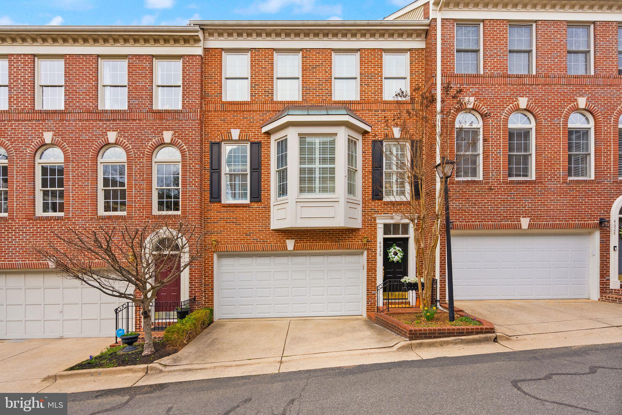 4626 Knight Pl