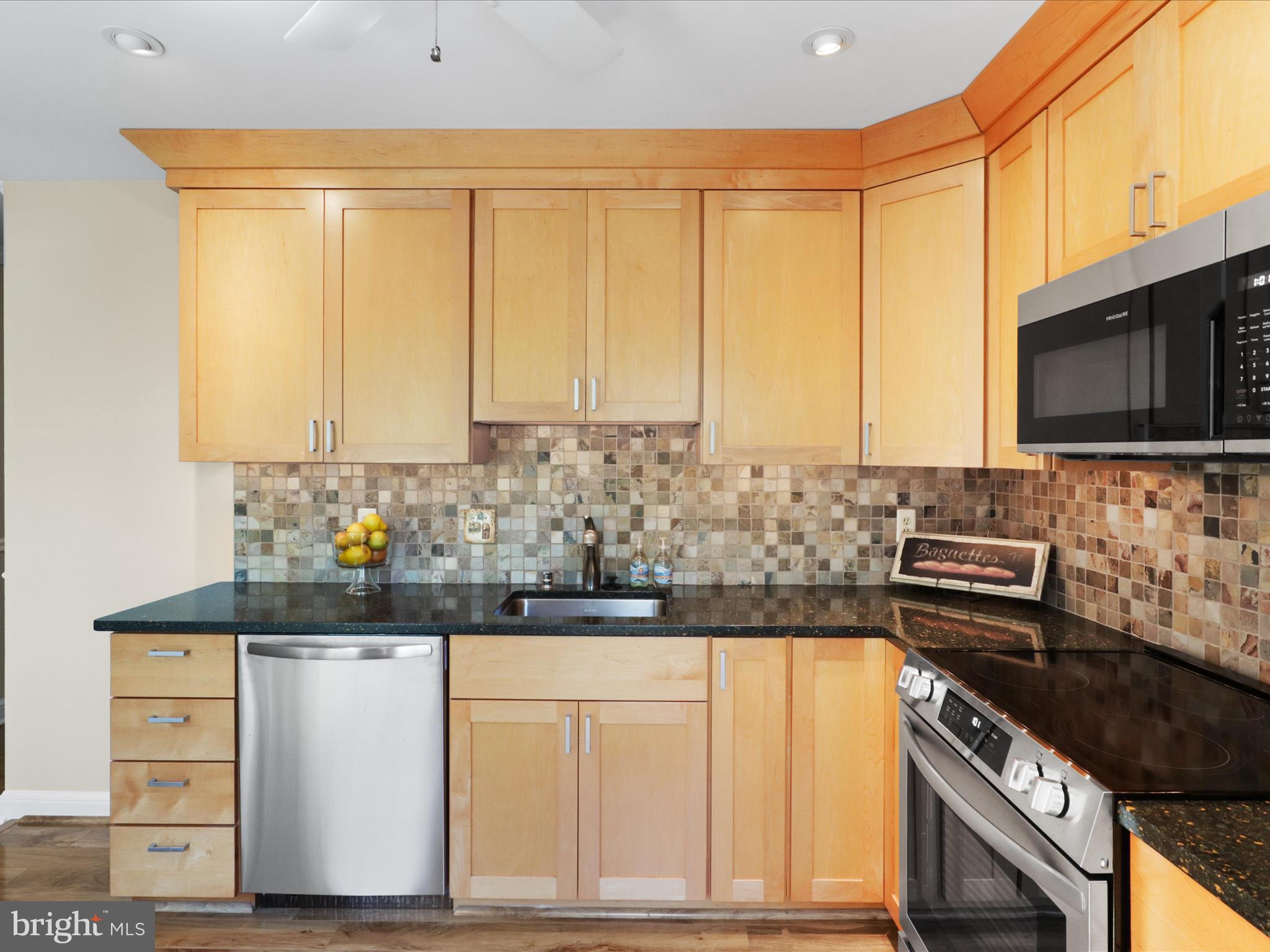 59 W DEL RAY AVENUE