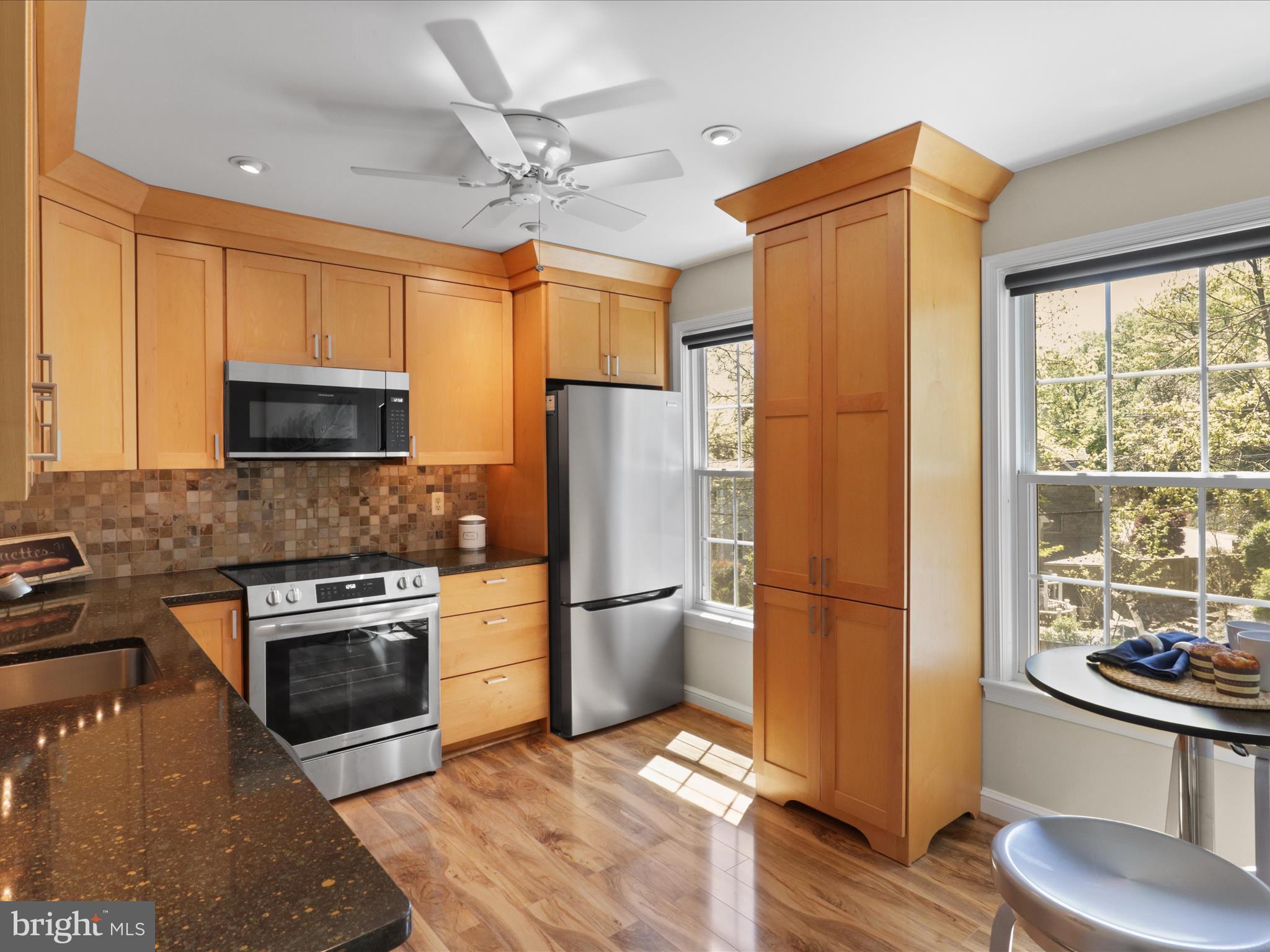 59 W DEL RAY AVENUE