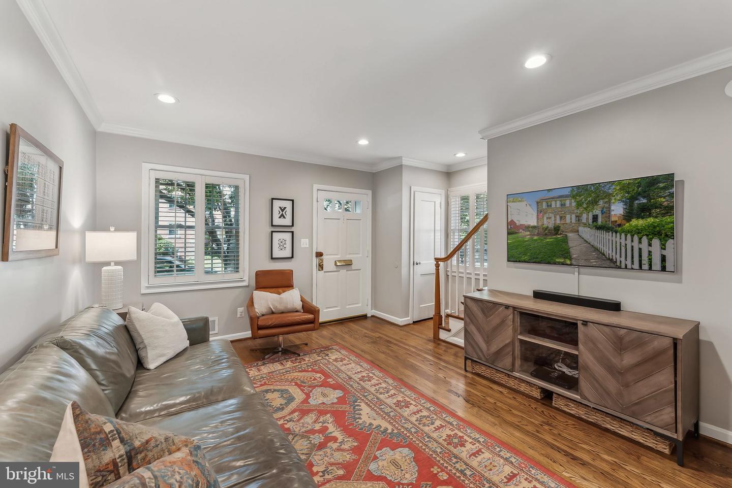 13 E Mason Ave