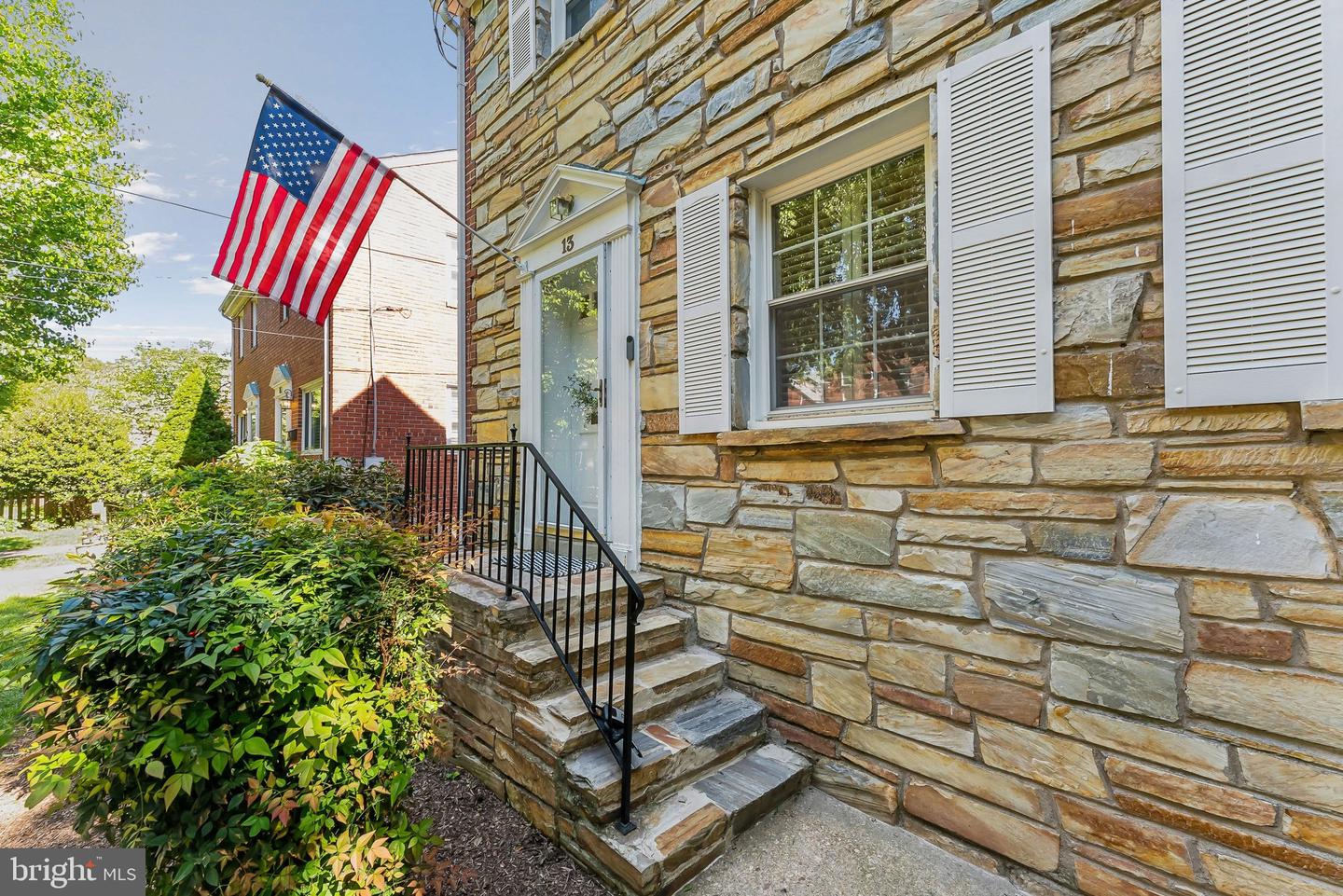 13 E Mason Ave