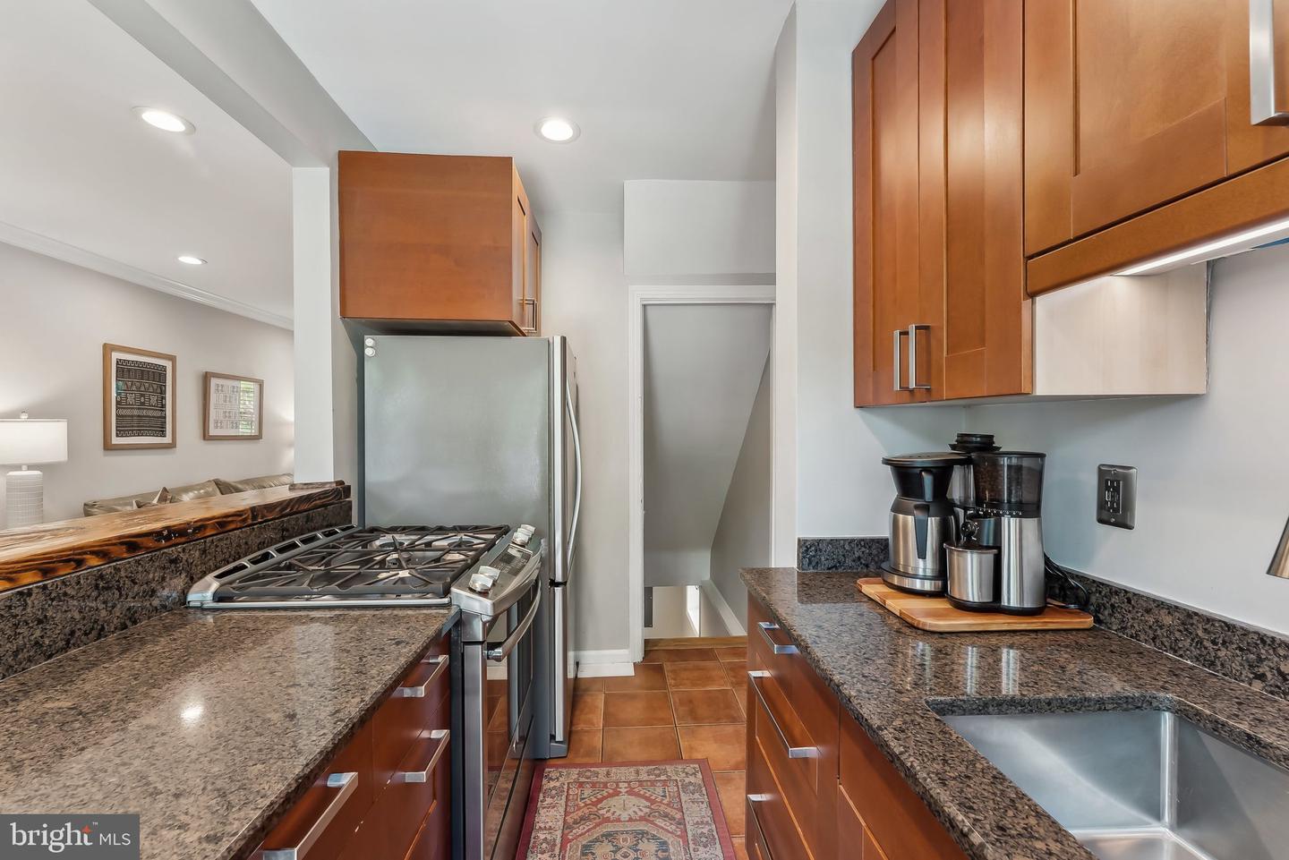 13 E Mason Ave