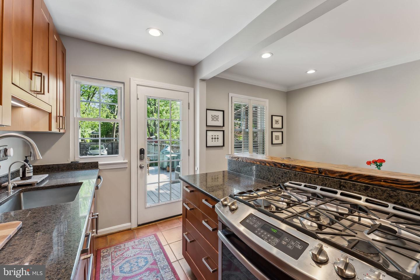 13 E Mason Ave