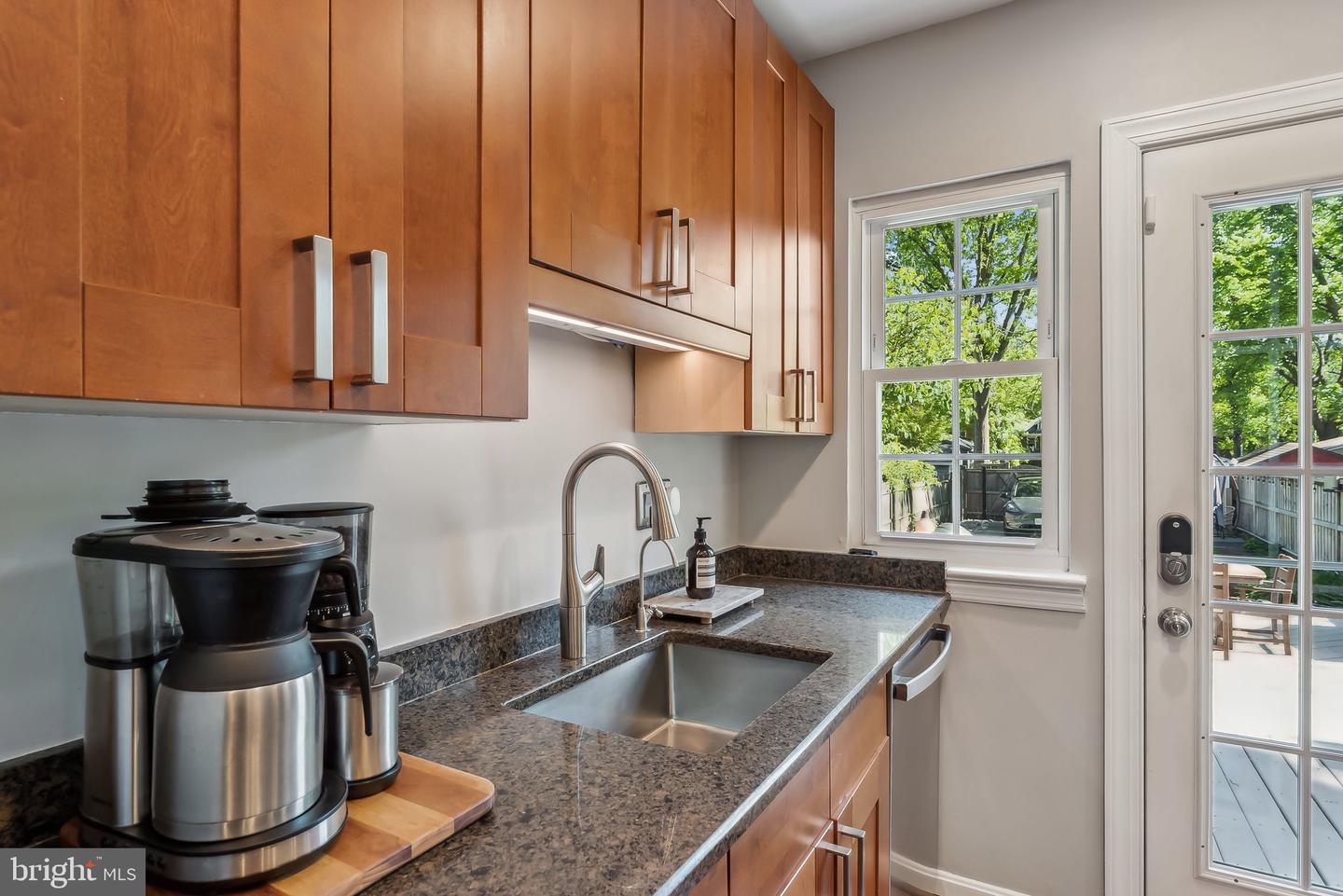 13 E Mason Ave