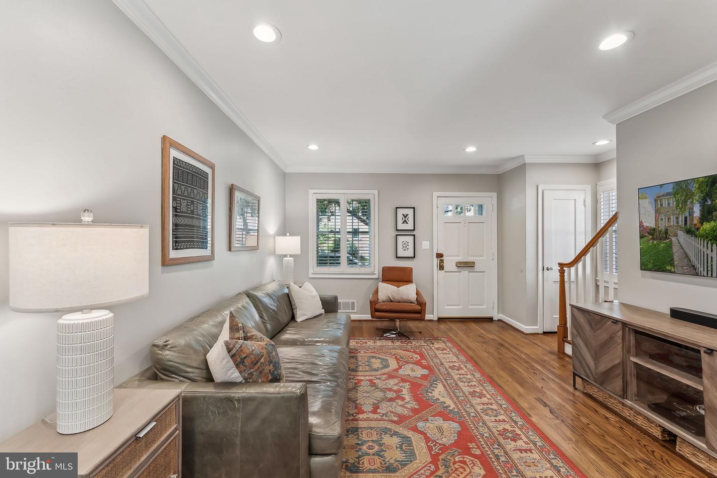 13 E Mason Ave