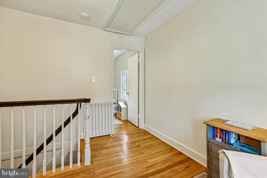 2609 DAVIS AVE.