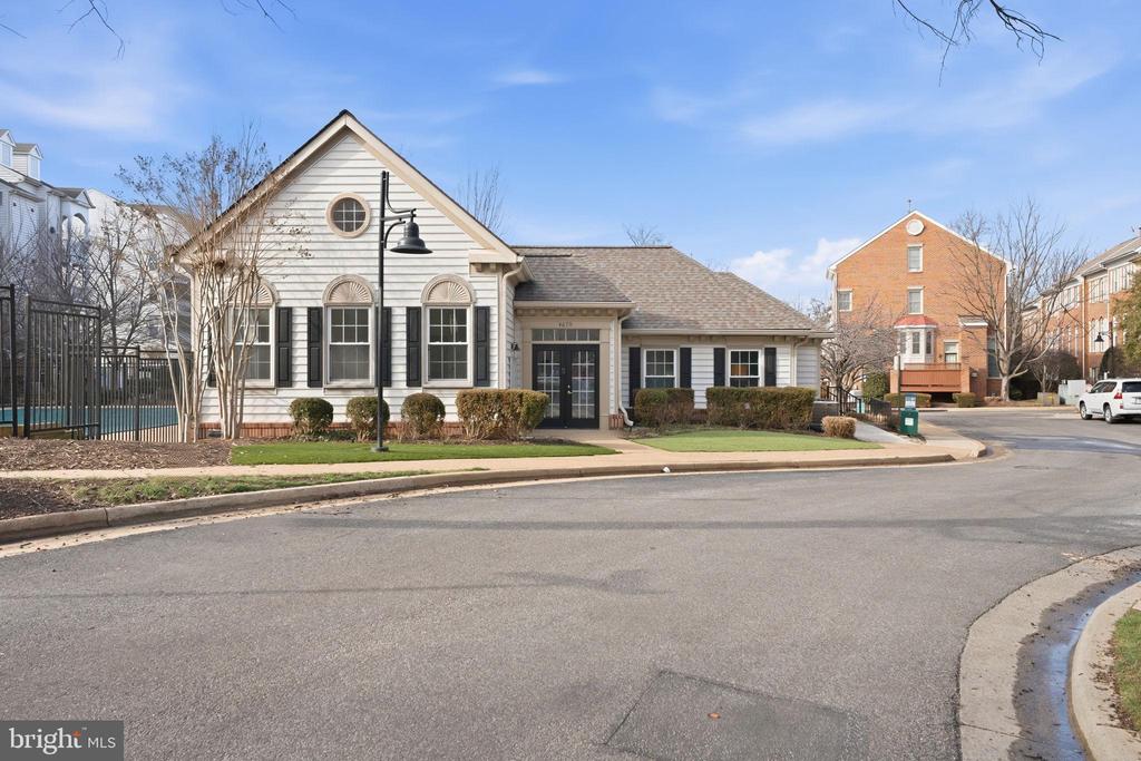 4654 LAMBERT DRIVE