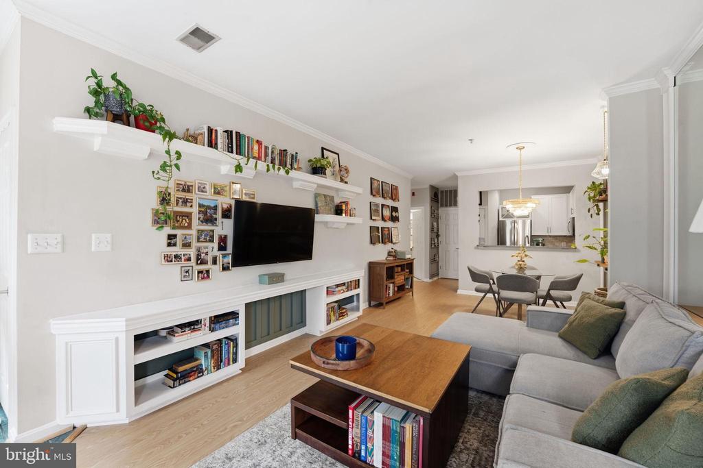 4654 LAMBERT DRIVE
