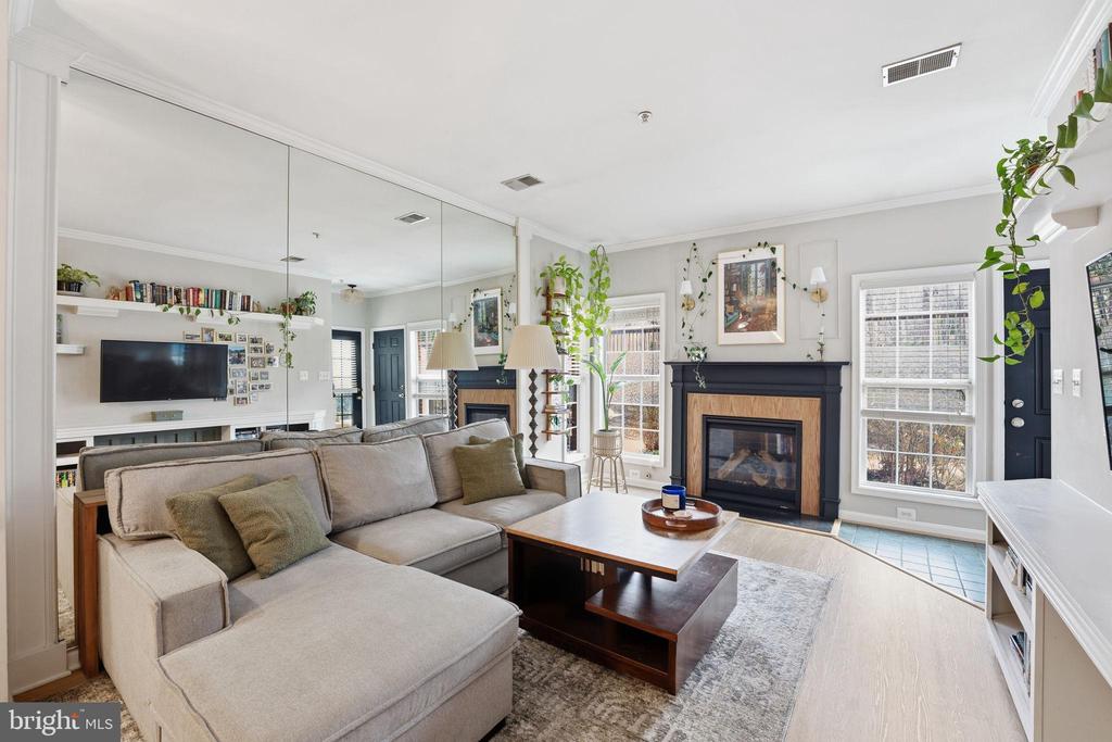 4654 LAMBERT DRIVE