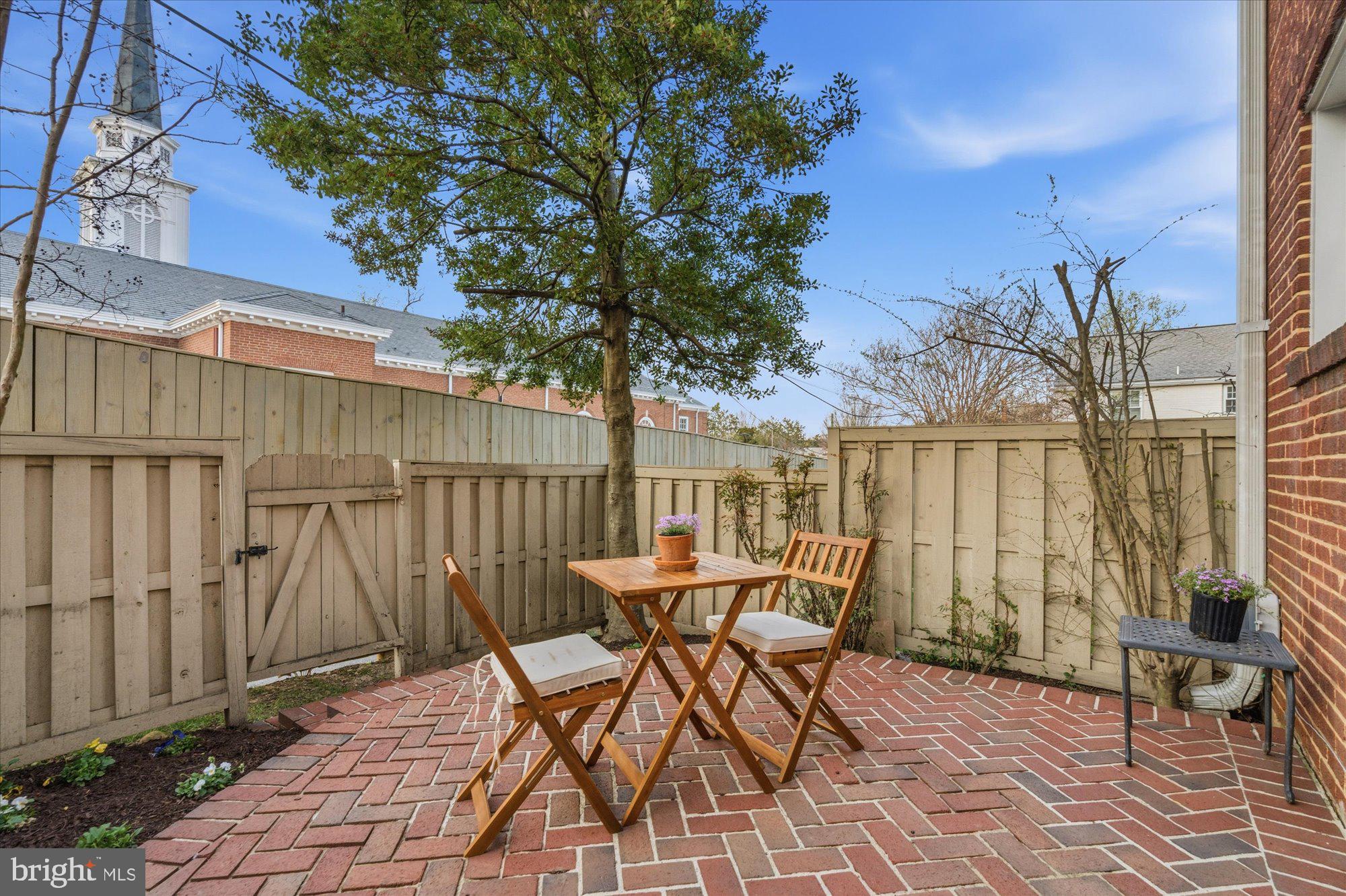 3827 INGALLS AVENUE