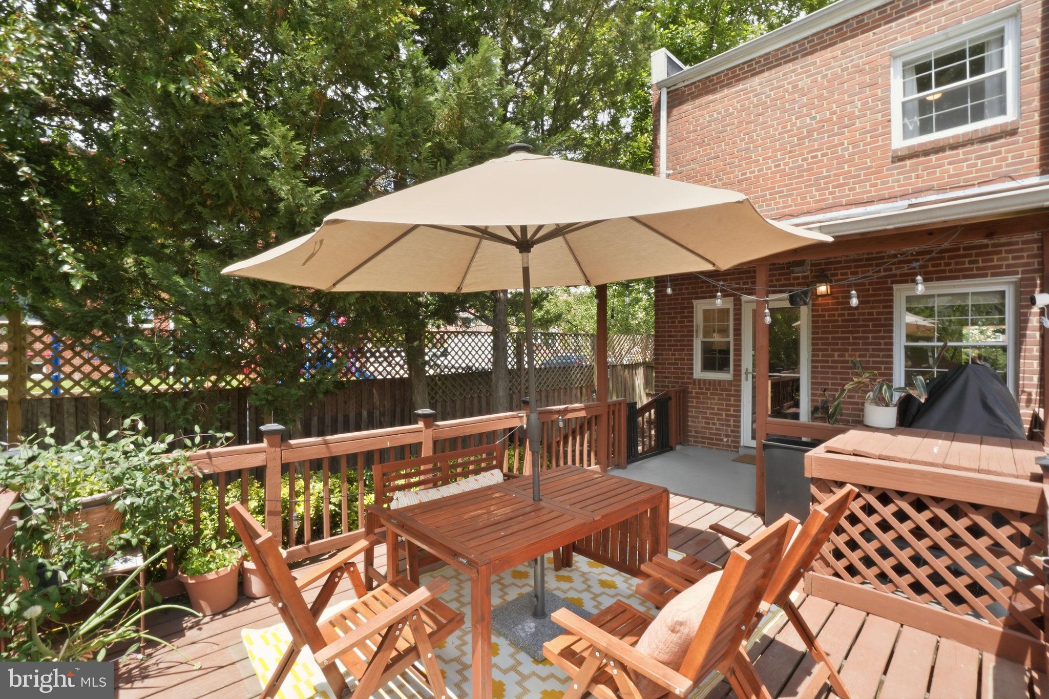 11 E MASON AVENUE