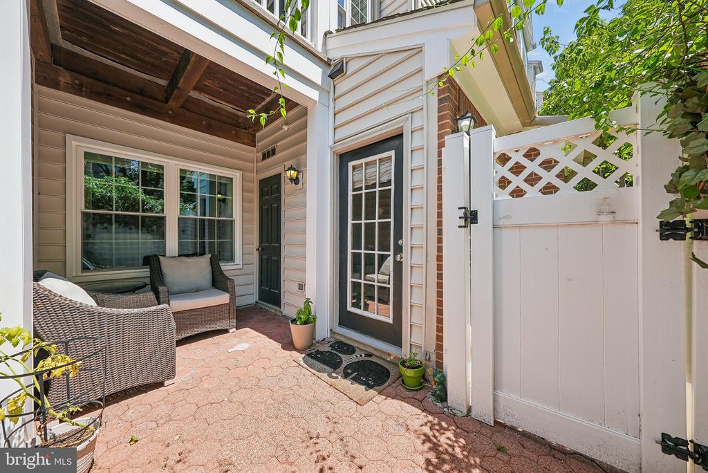 4650 LAMBERT DRIVE