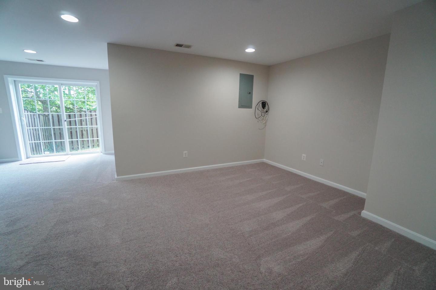 3309 Beechcliff Dr