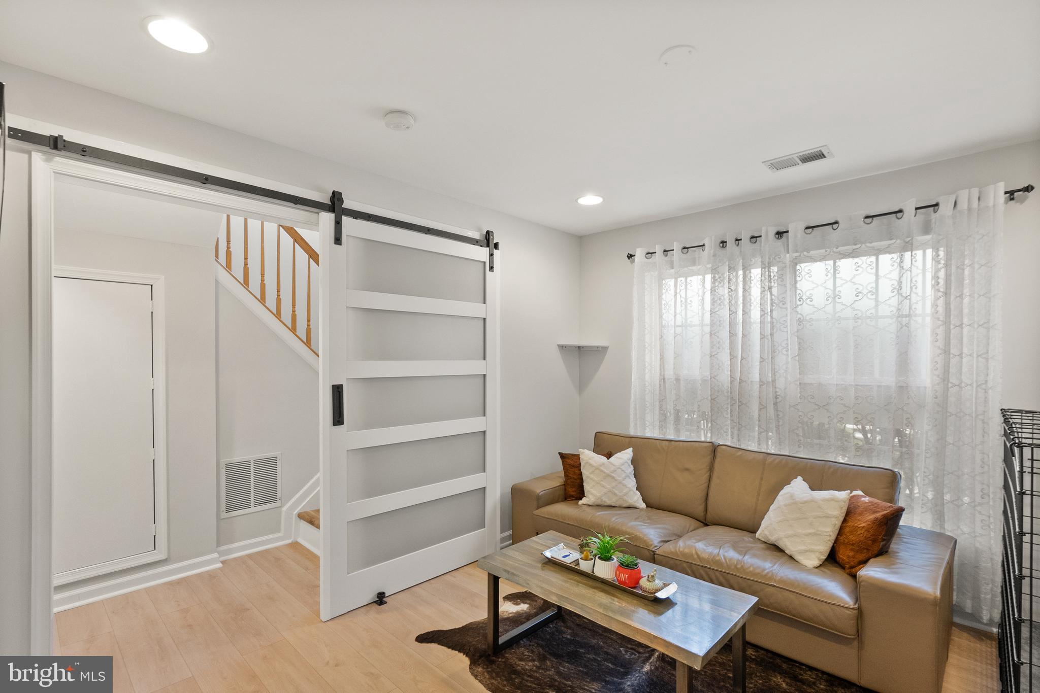 4610 Odessa Dr