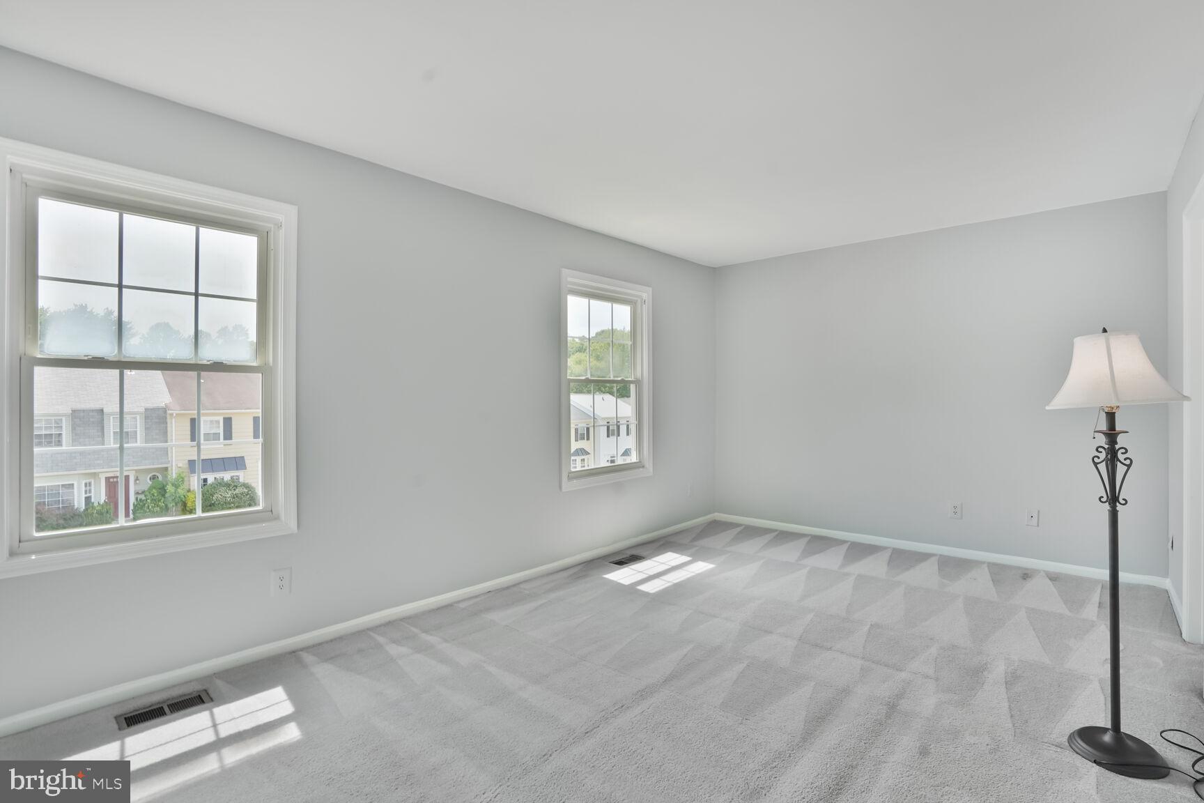 6033 Sweet Dale Ct