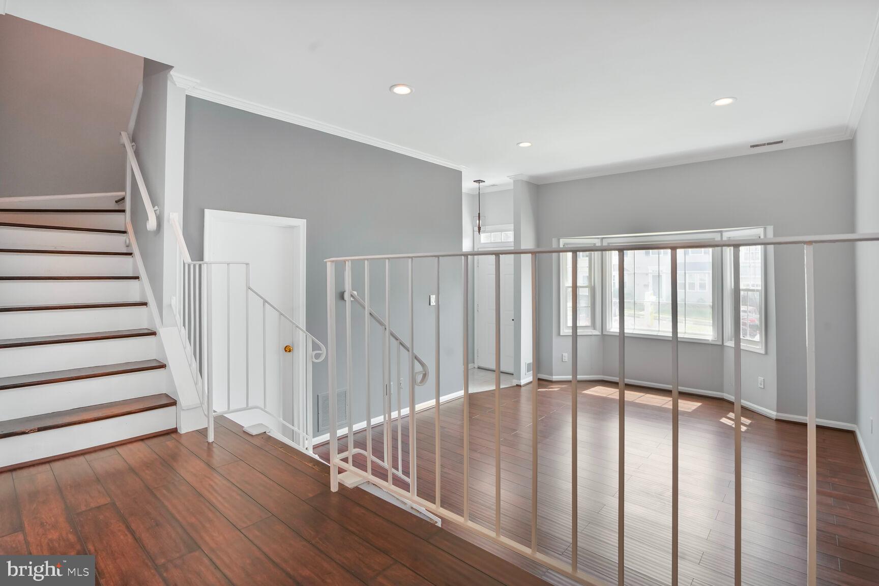 6033 Sweet Dale Ct
