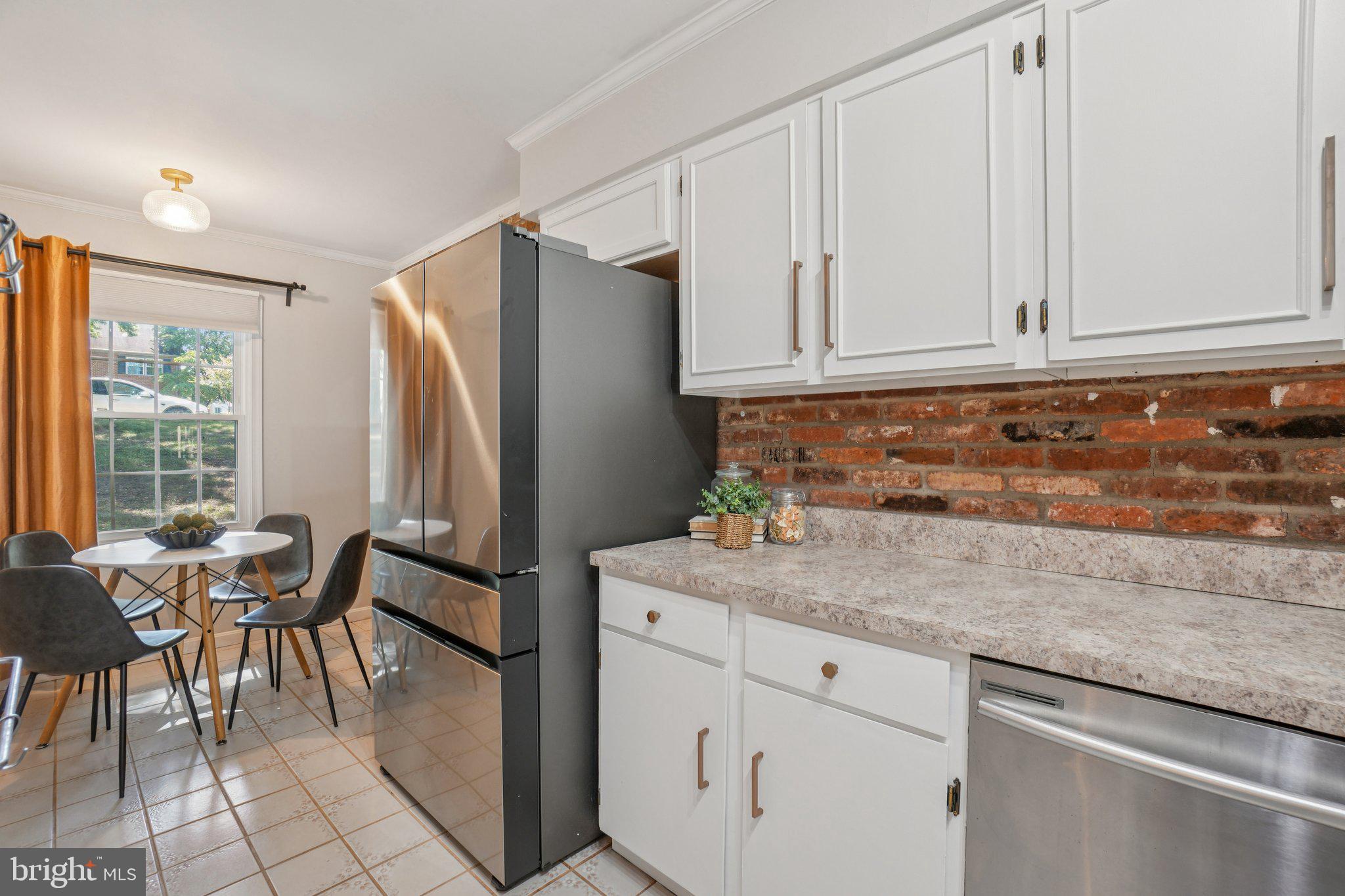 8372 FORRESTER BOULEVARD 478