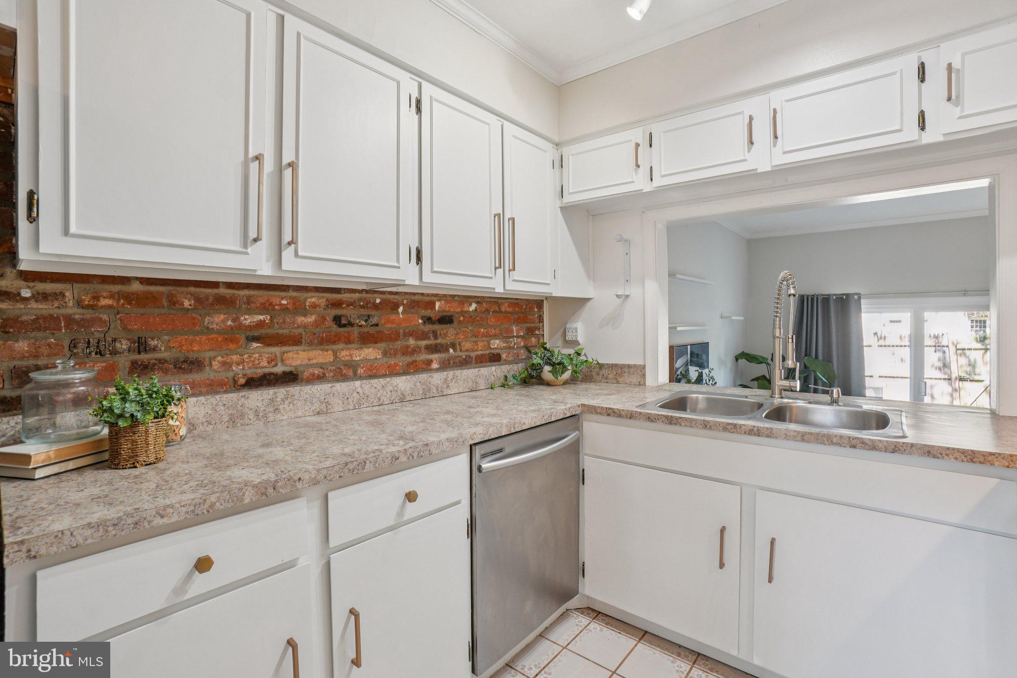 8372 FORRESTER BOULEVARD 478