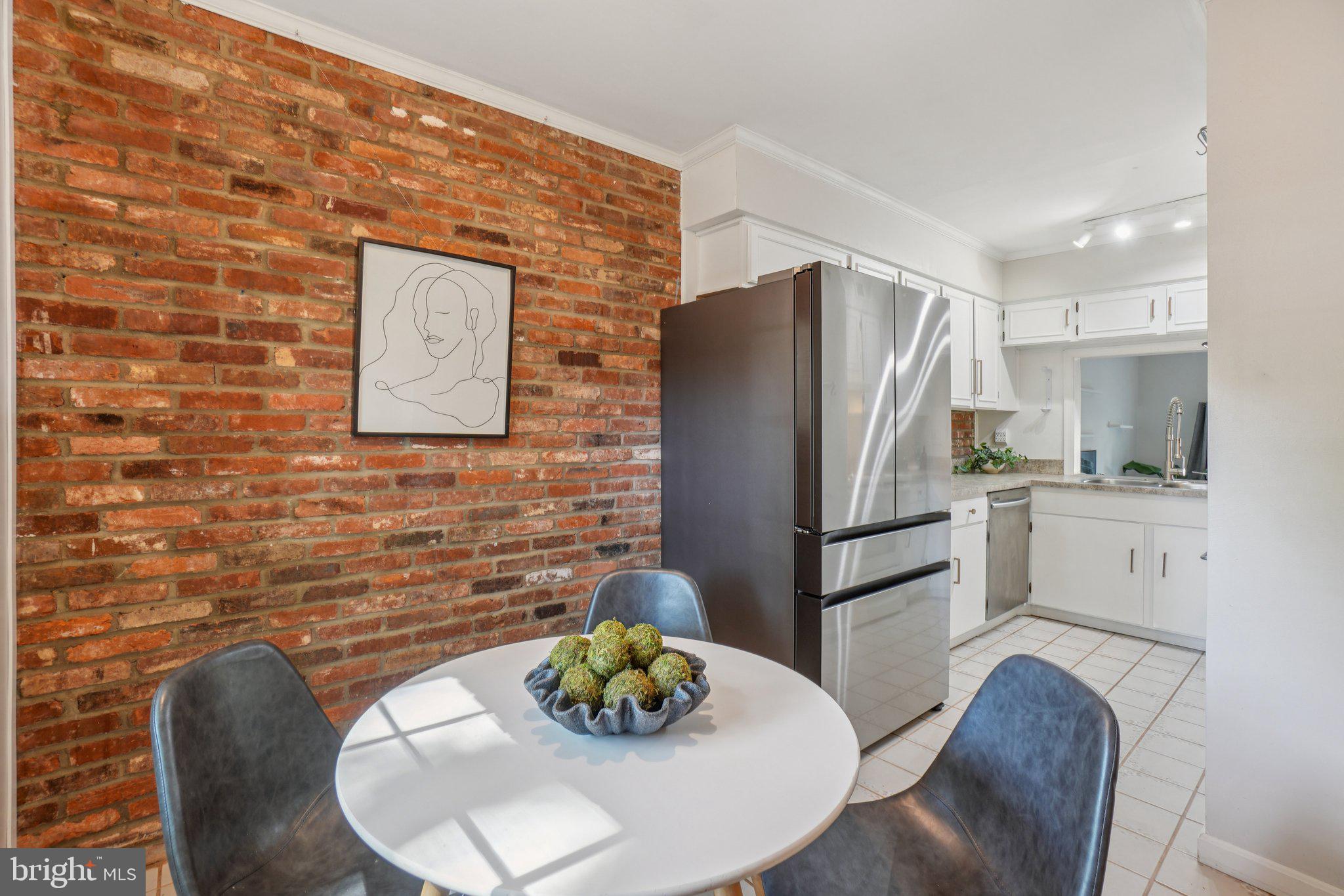 8372 FORRESTER BOULEVARD 478
