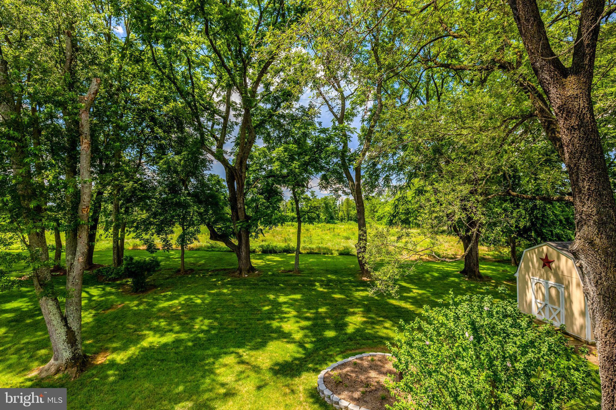 1000 W COUNTRY CLUB DRIVE W