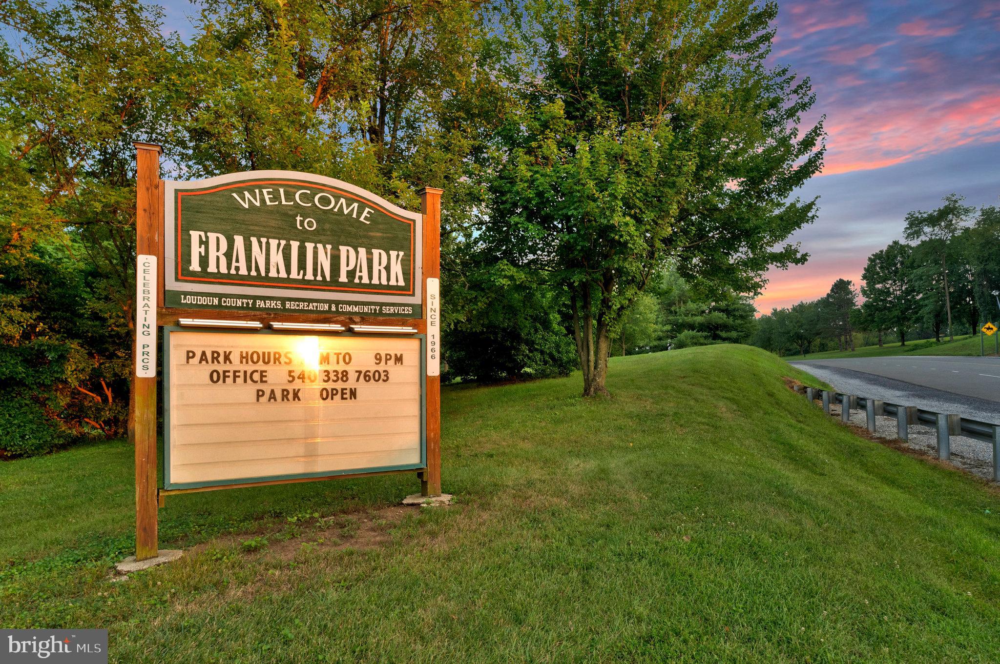 1000 W COUNTRY CLUB DRIVE W