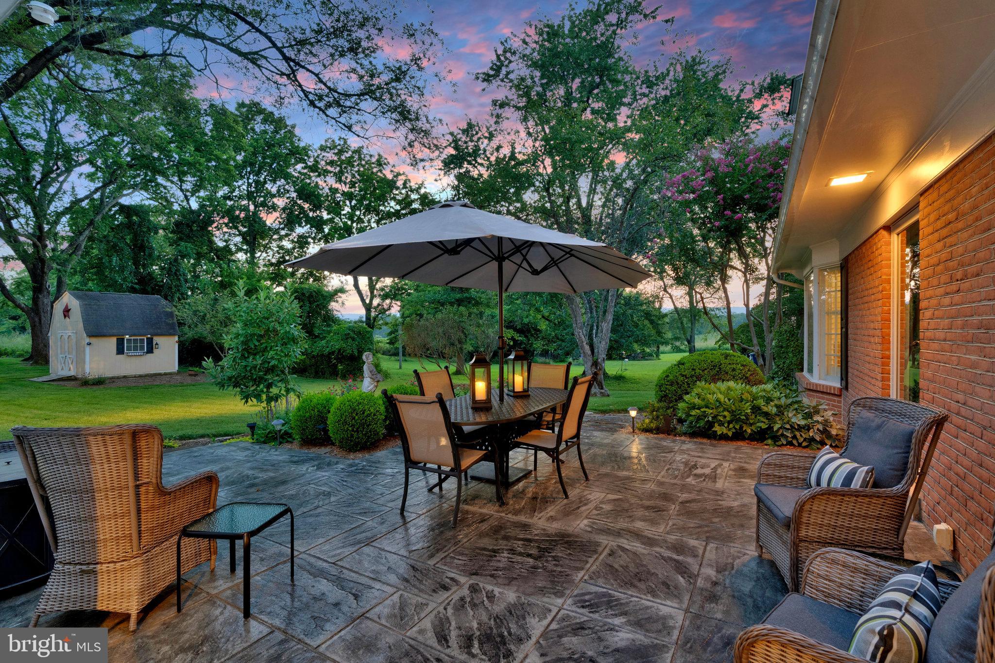 1000 W COUNTRY CLUB DRIVE W