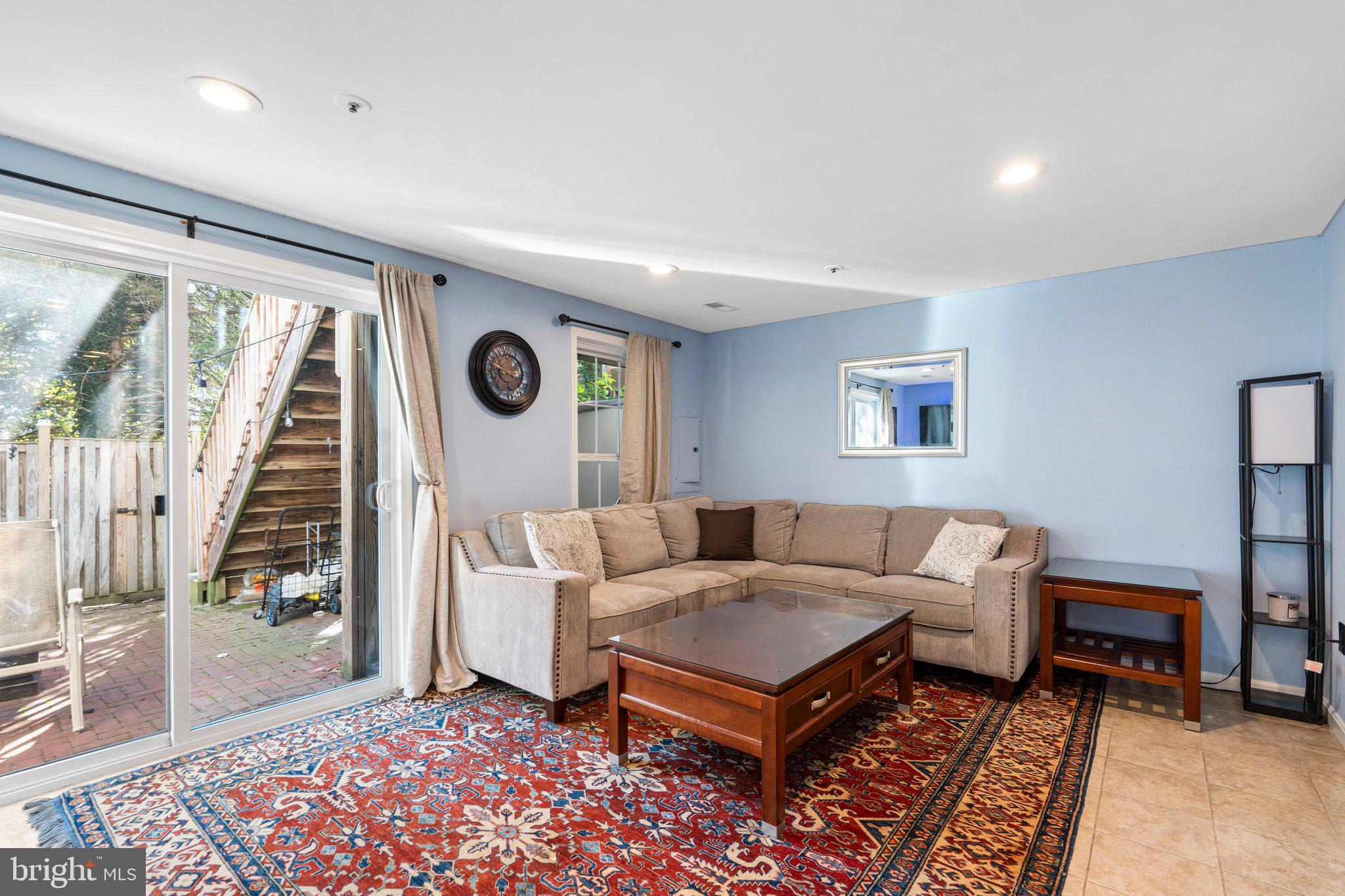 7883 Blue Gray Cir