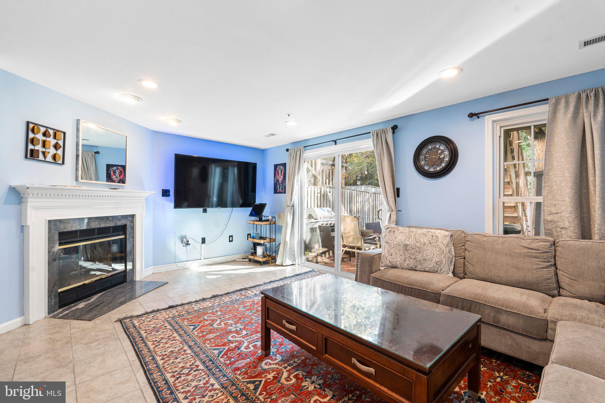 7883 Blue Gray Cir