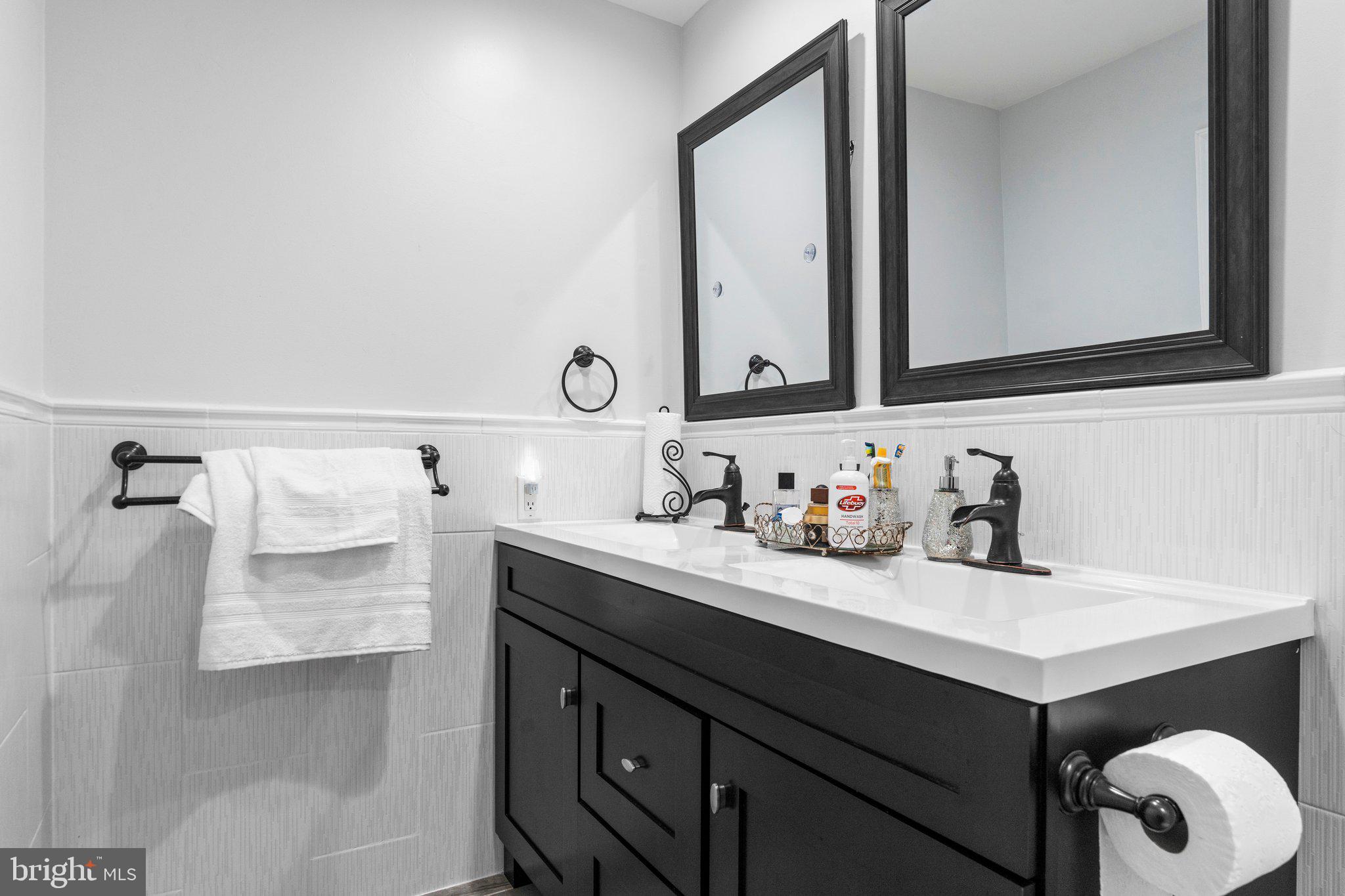 7883 Blue Gray Cir