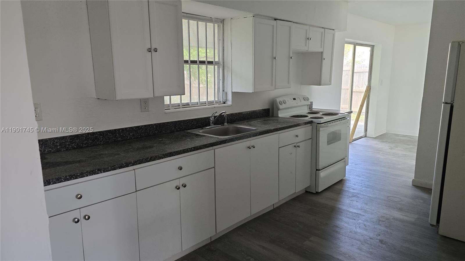 5167 Pat Pl, West Palm Beach
