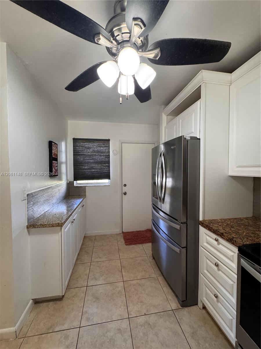 1670 NE 191st St # 3 Unit: 100-3