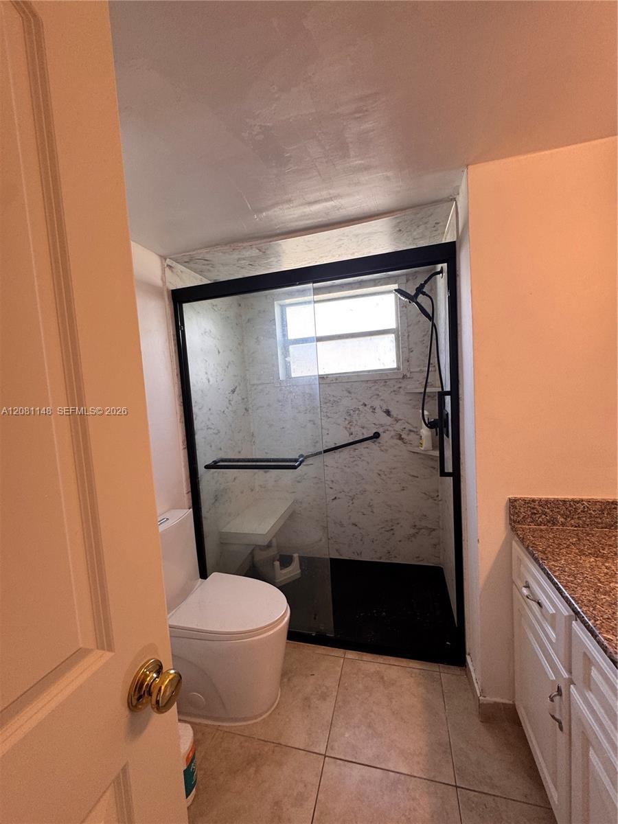 1670 NE 191st St # 3 Unit: 100-3