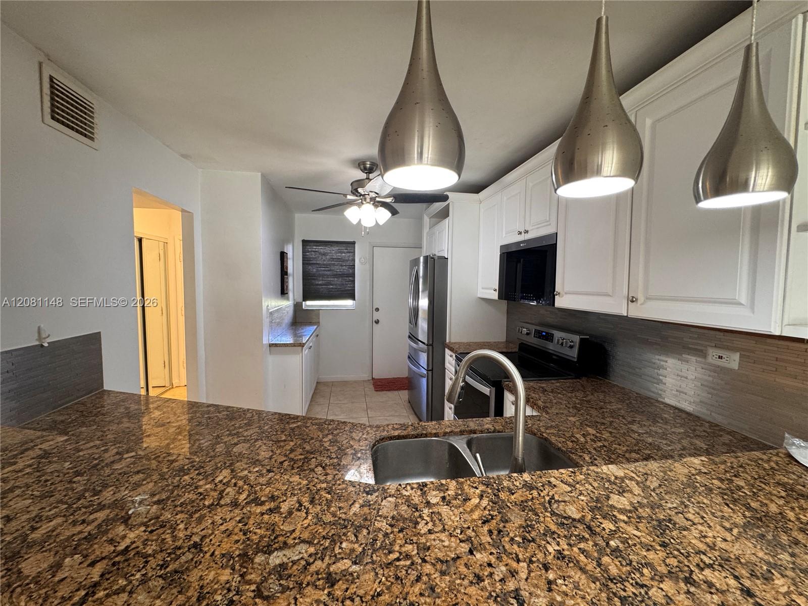 1670 NE 191st St # 3 Unit: 100-3
